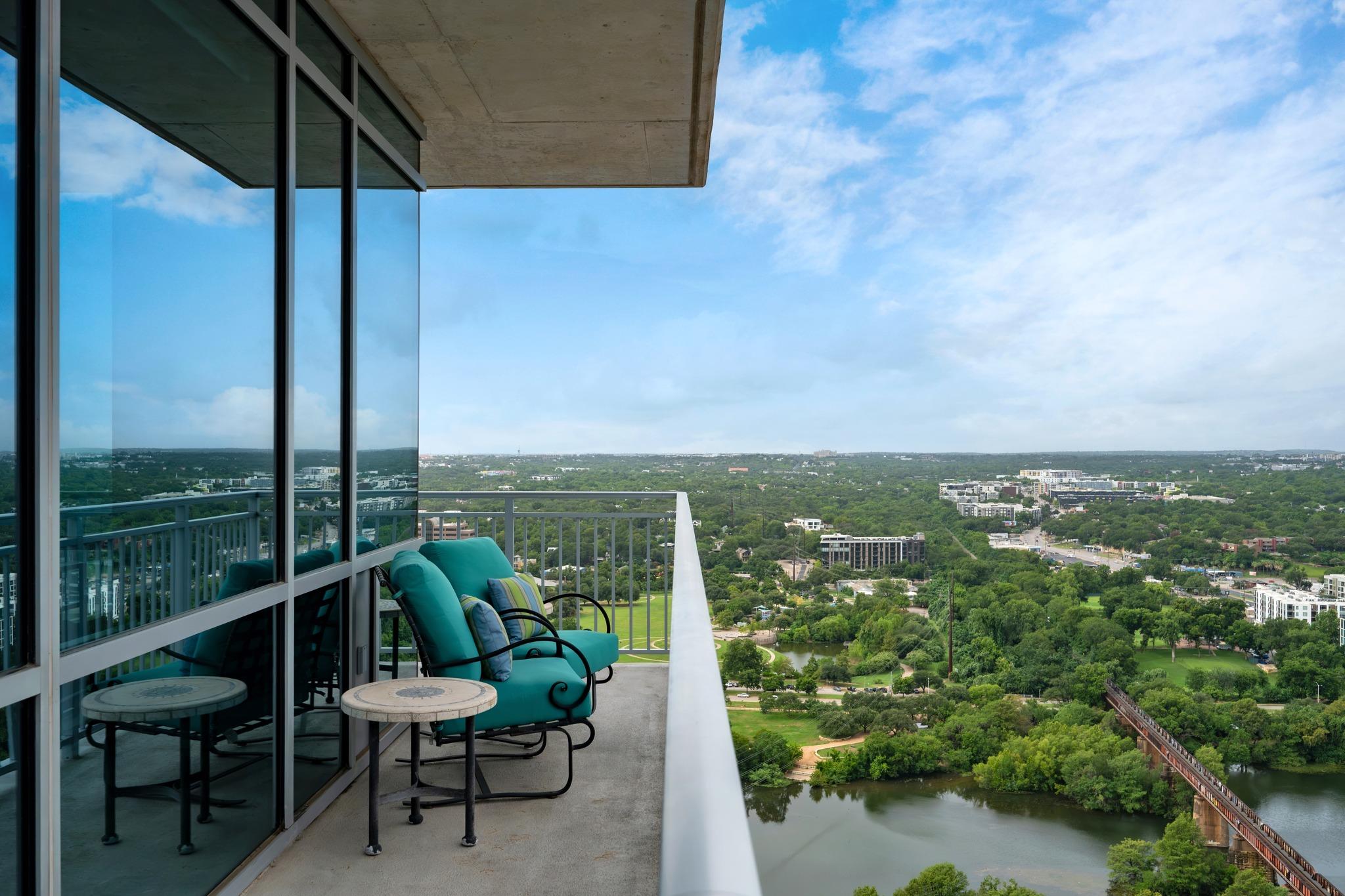 222 West Ave · #2802