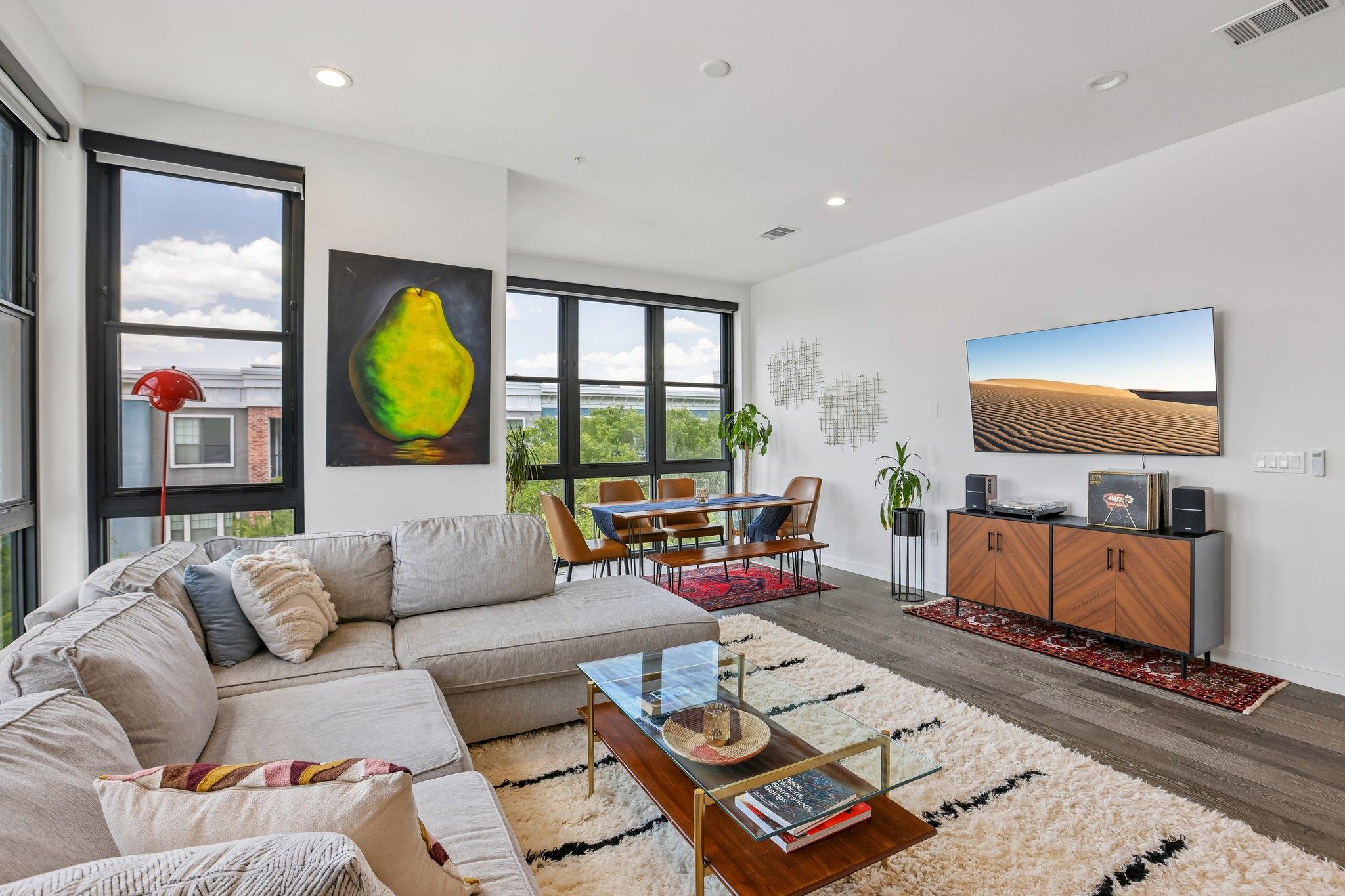 The Tyndall condo tower at 800 Embassy Dr, Austin TX