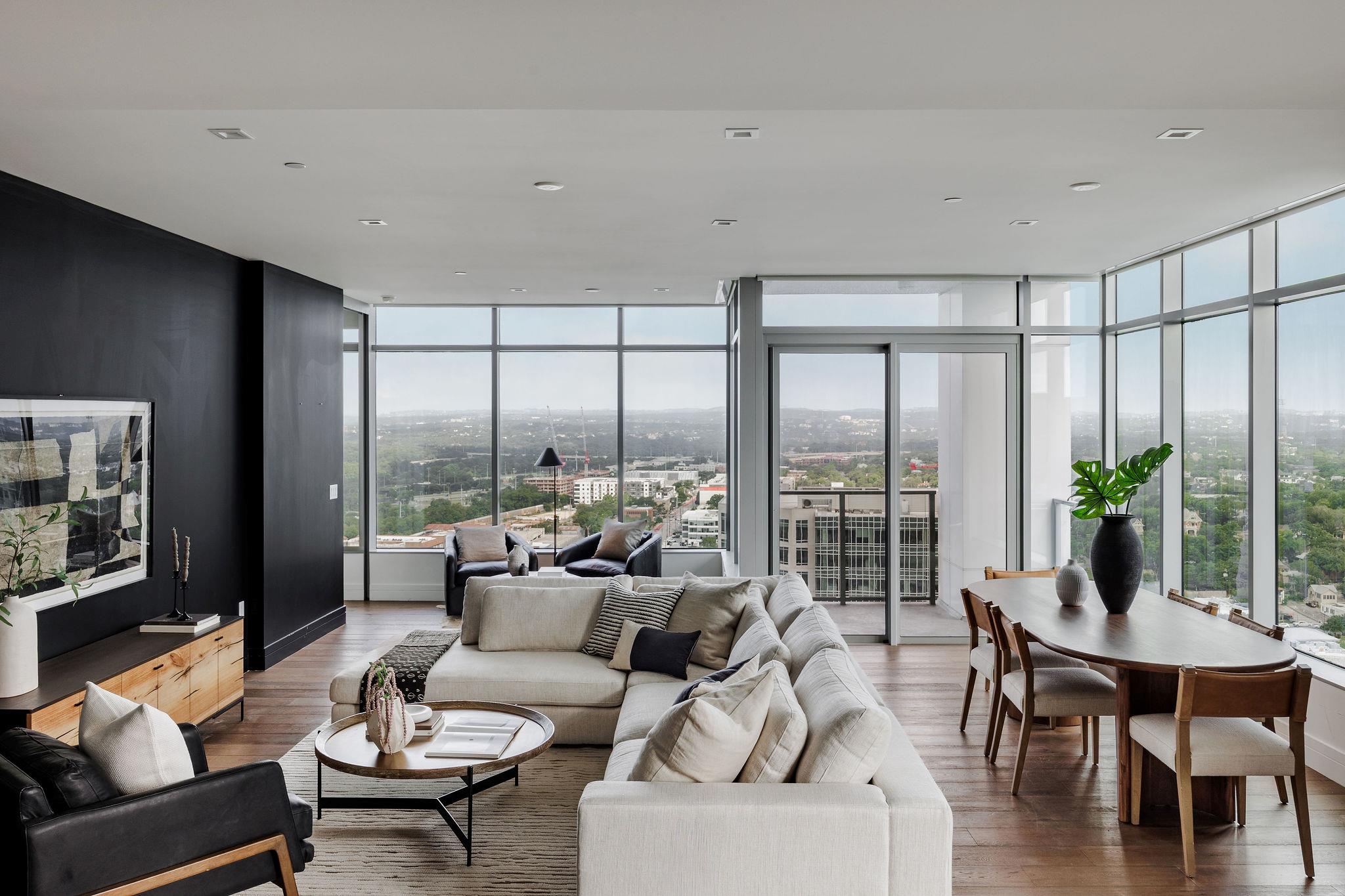 501 West Ave · #2404