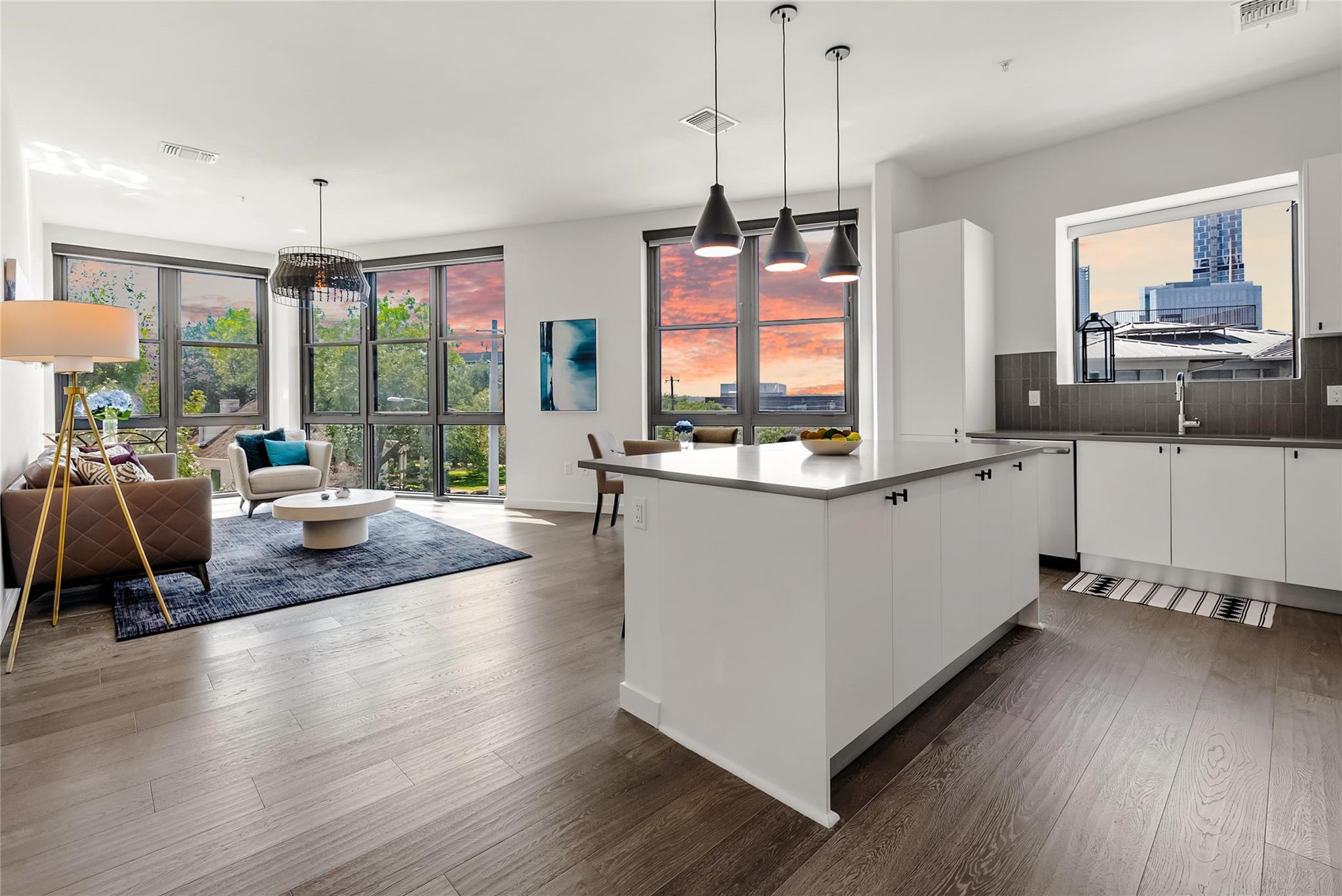 800 Embassy Dr · #337