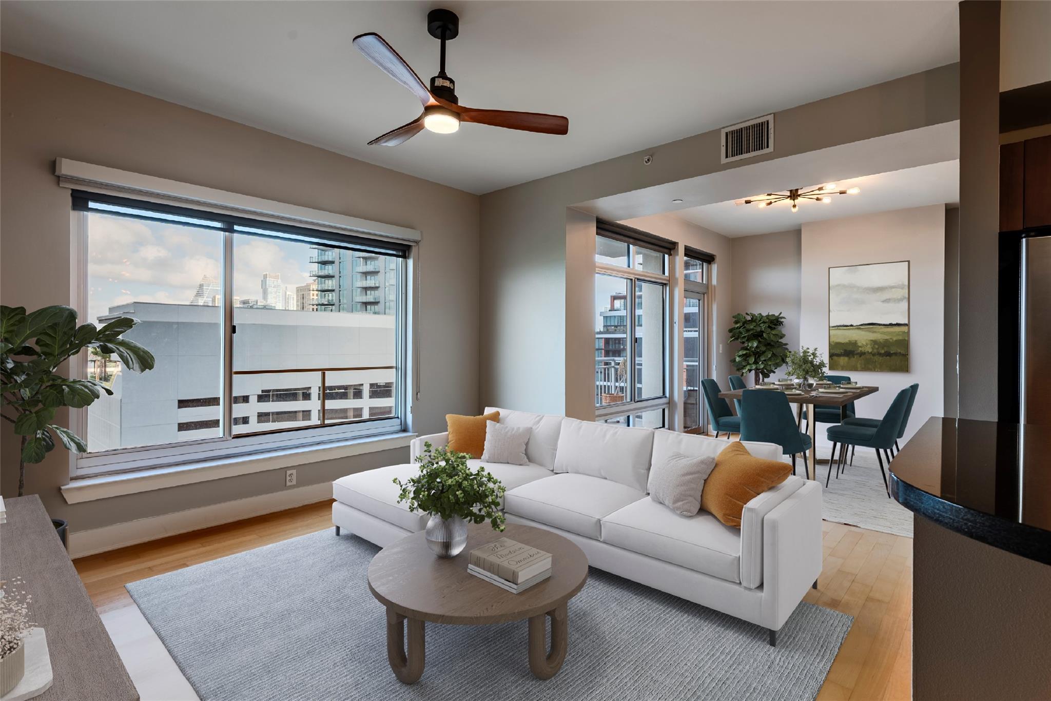 603 Davis St · #1201