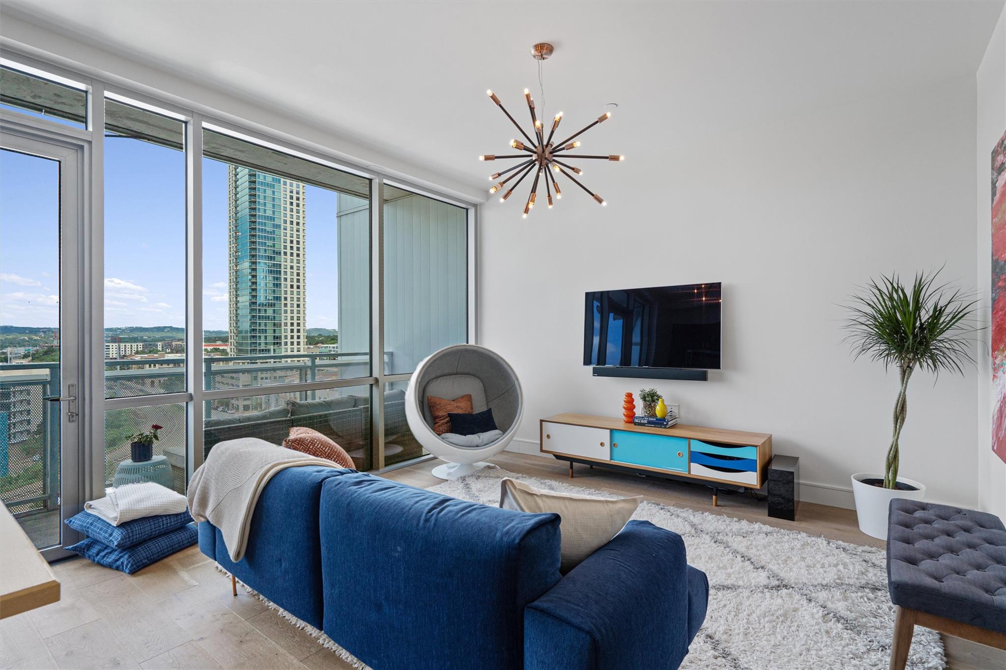 222 West Ave · #1108