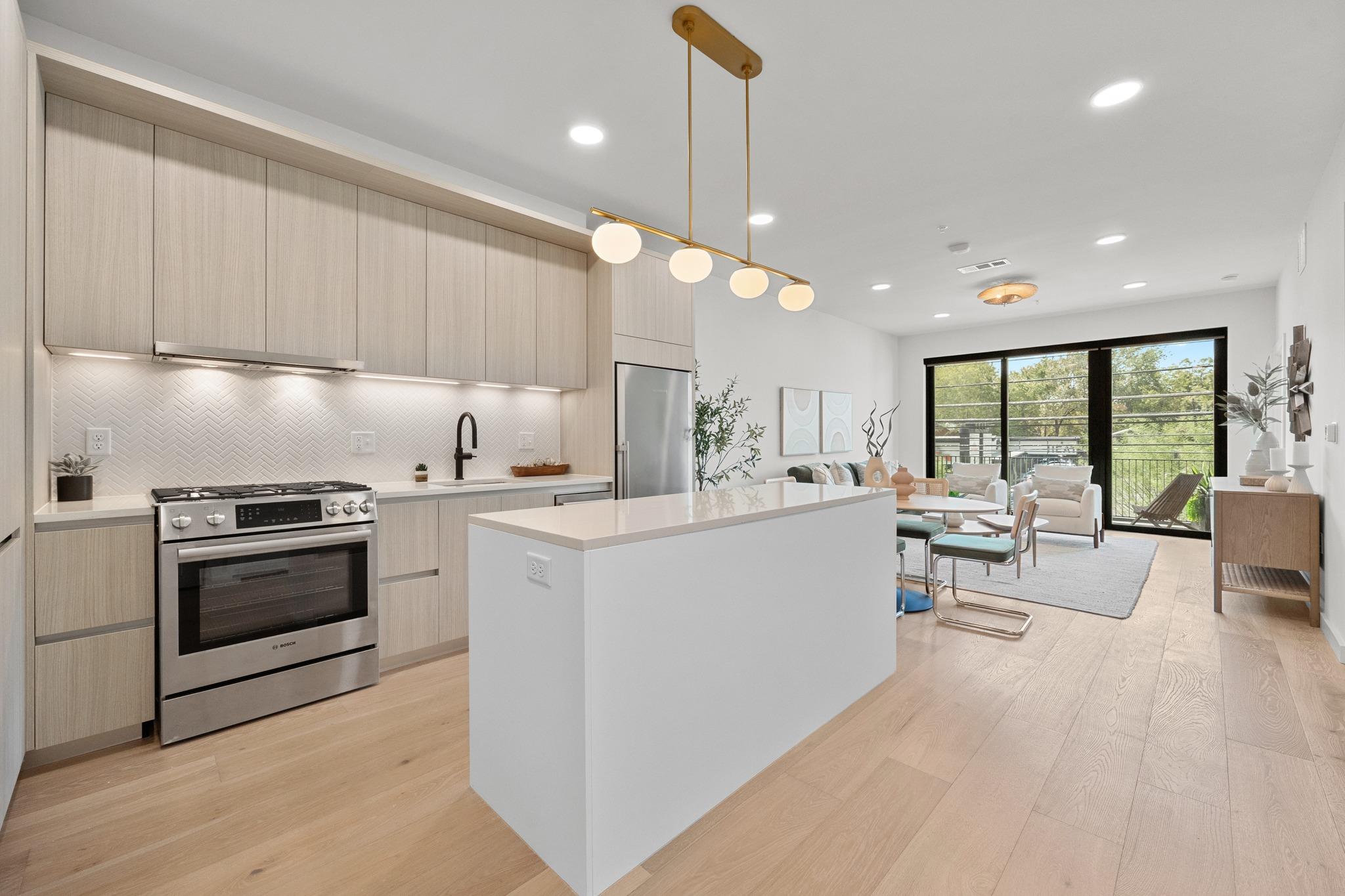 2209 S 1st St · #216