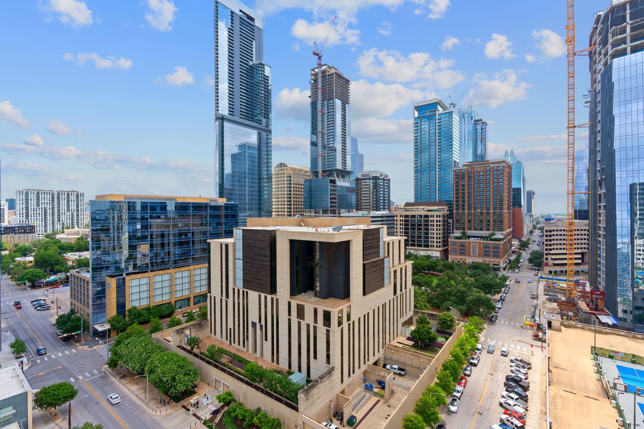 360 Nueces St · #1518