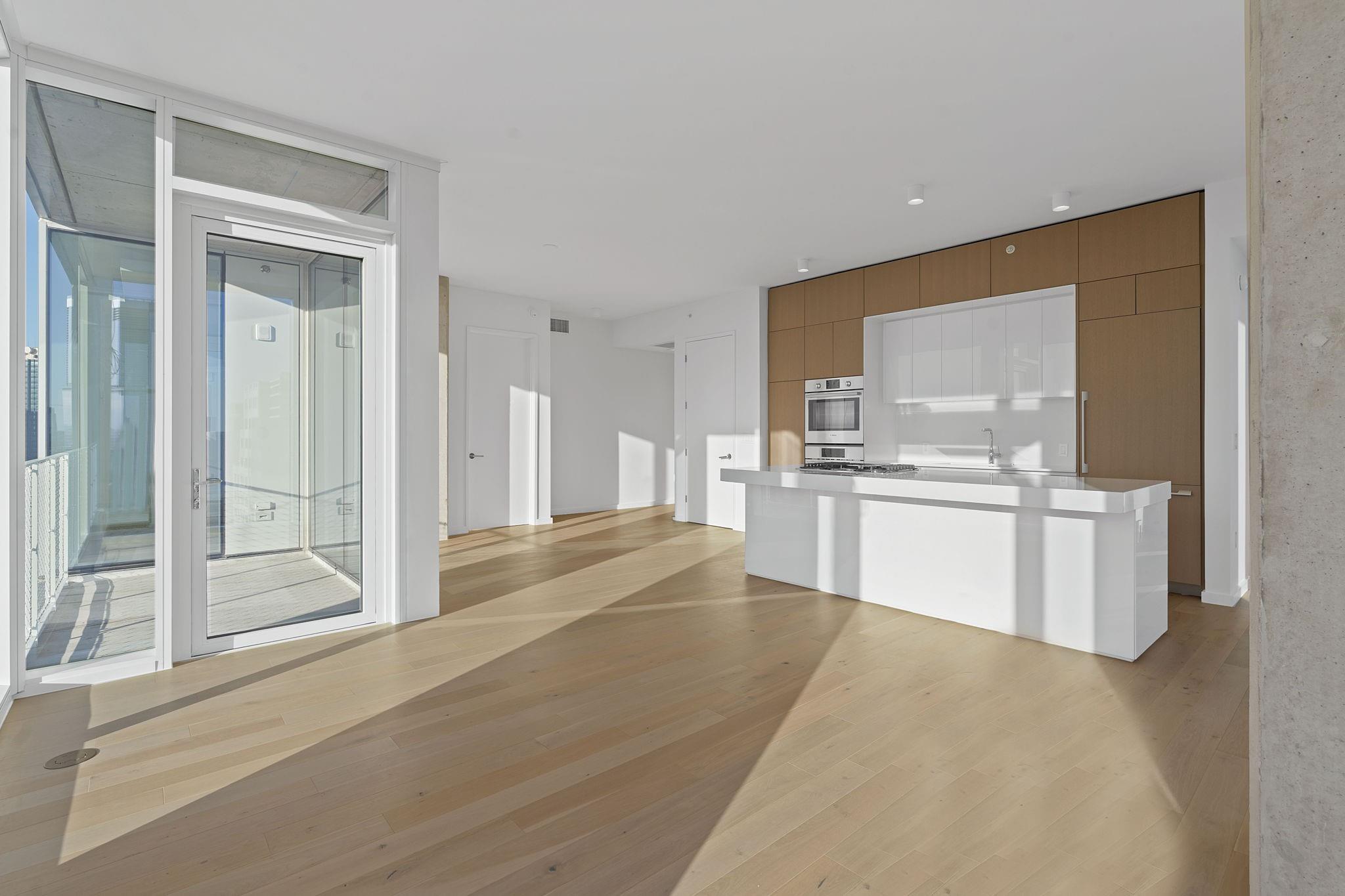 313 W 17th St · #1505
