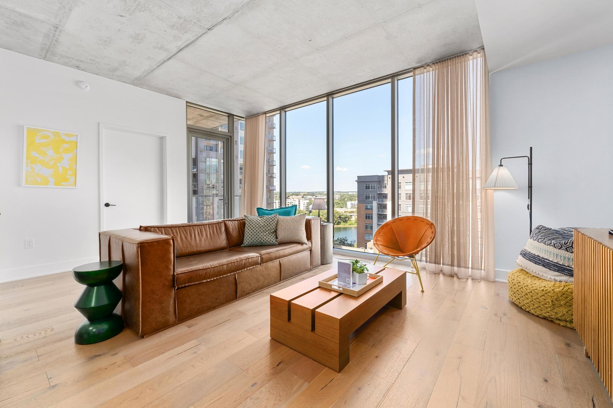 48 East Ave · #1310