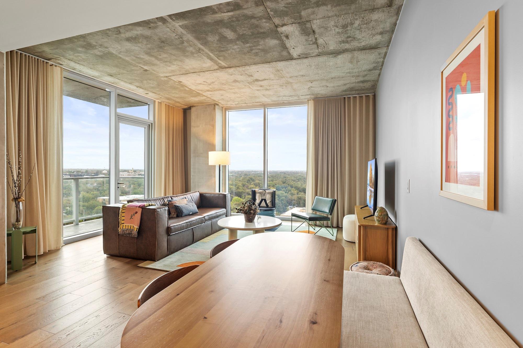 48 East Ave · #1804