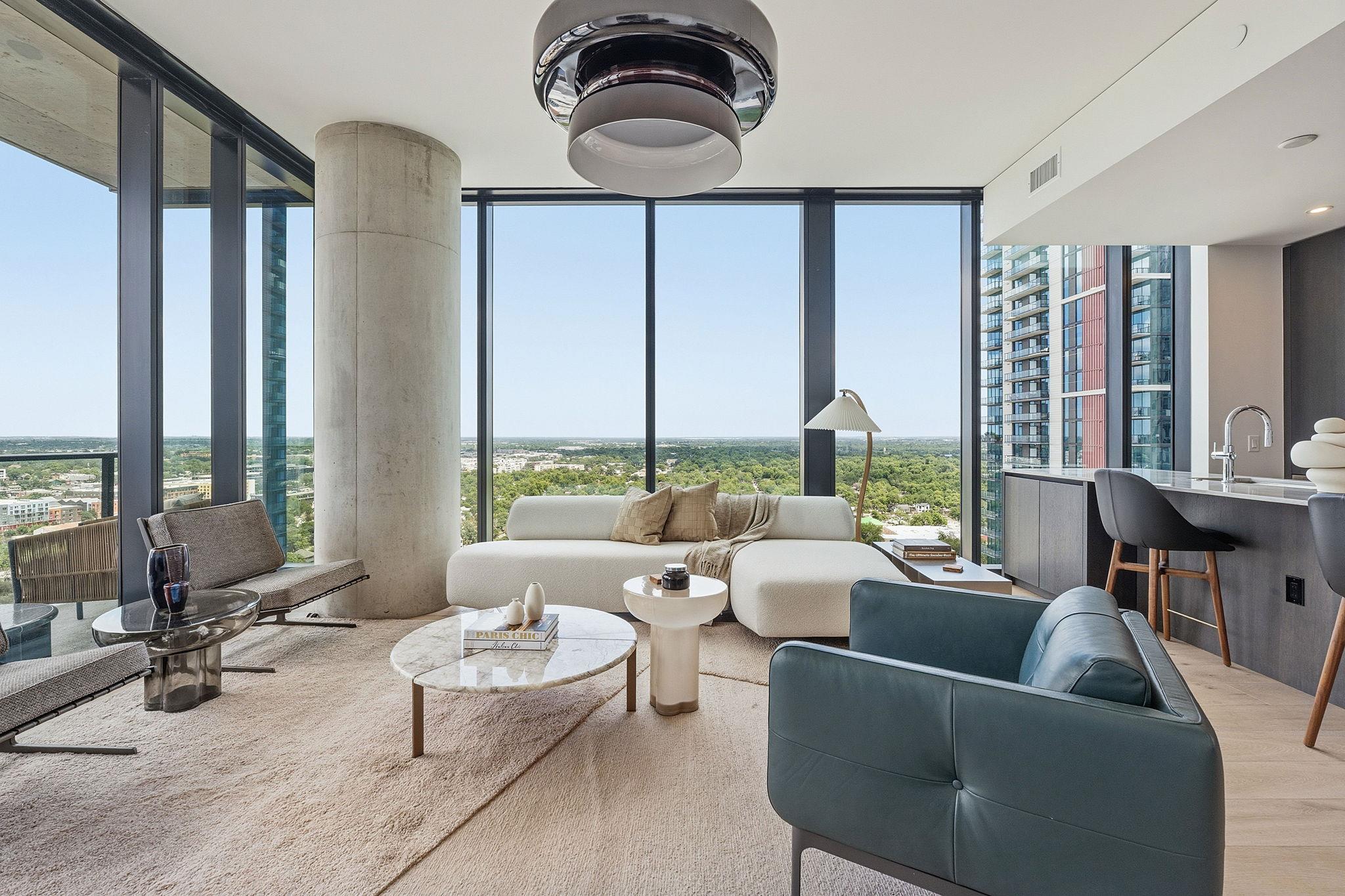 610 Davis St · #2112