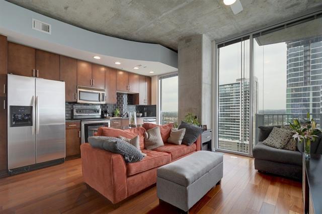 360 Nueces St · #1904