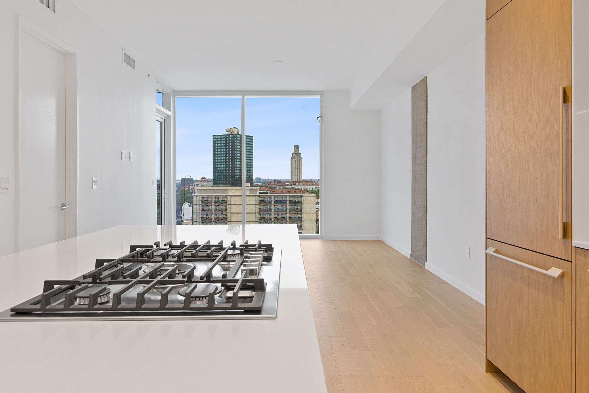 313 W 17th St · #1203