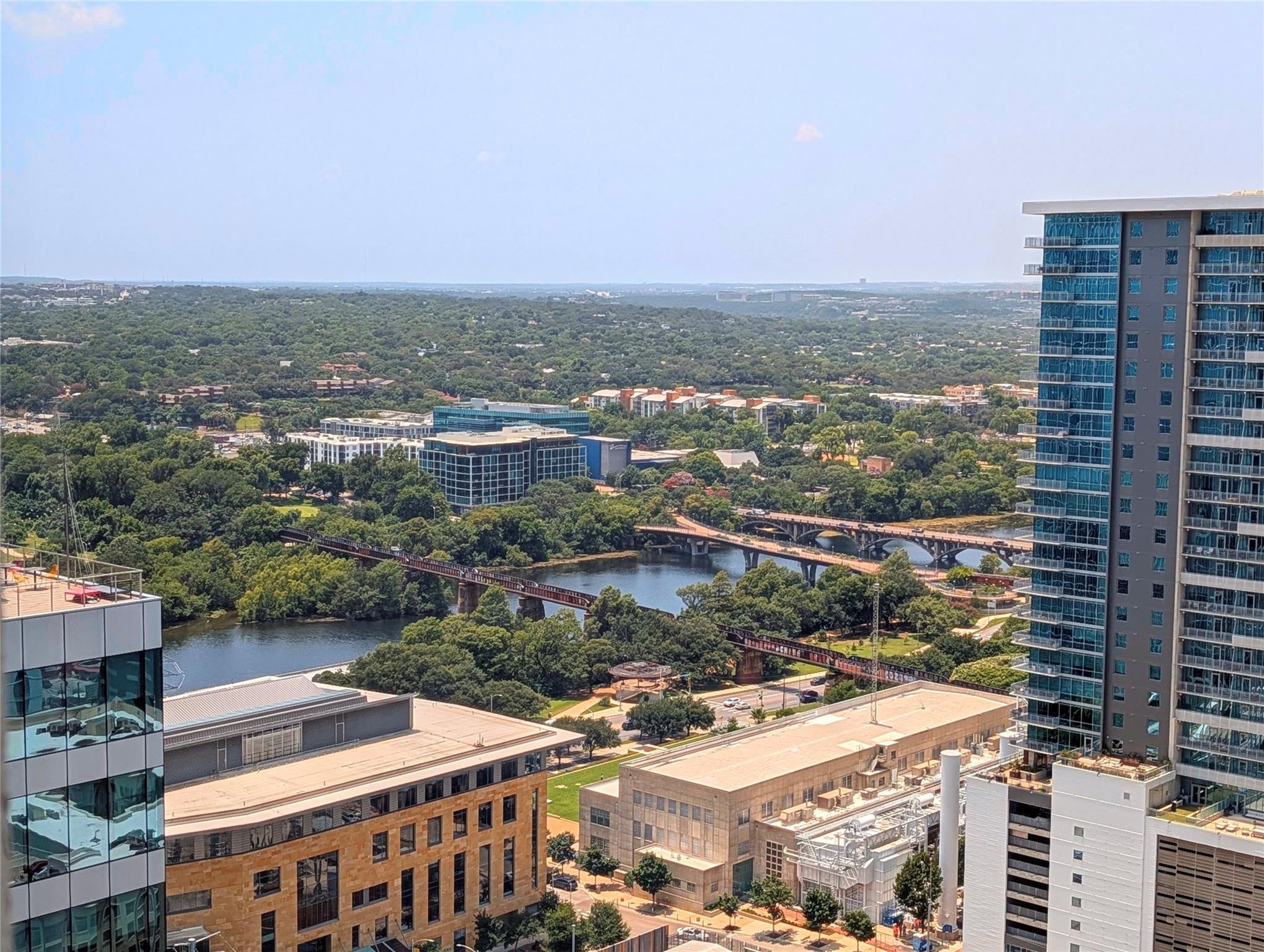 360 Nueces St · #2706