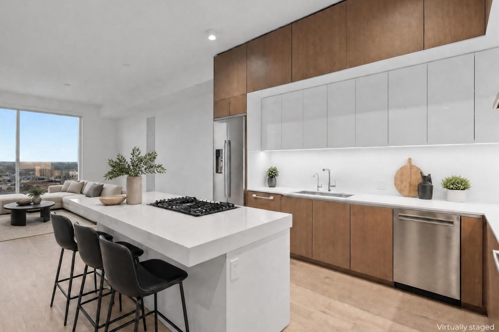 313 W 17th St · #2603