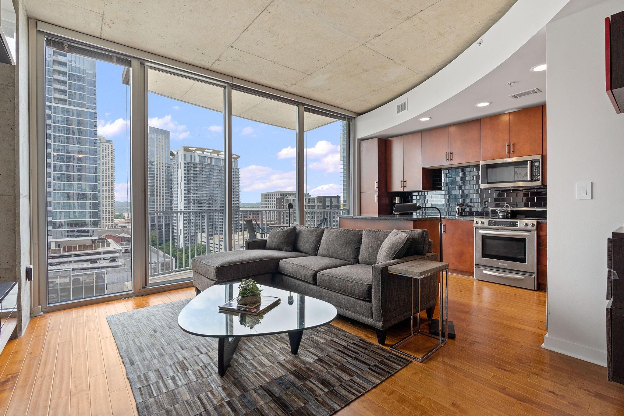 360 Nueces St · #1310