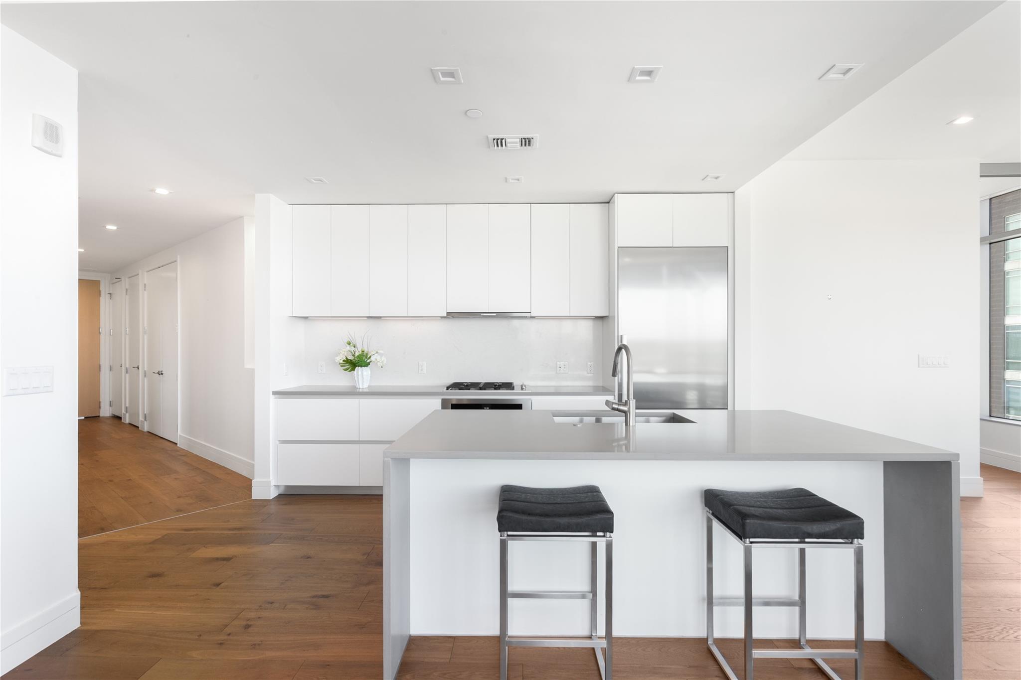 501 West Ave · #1304