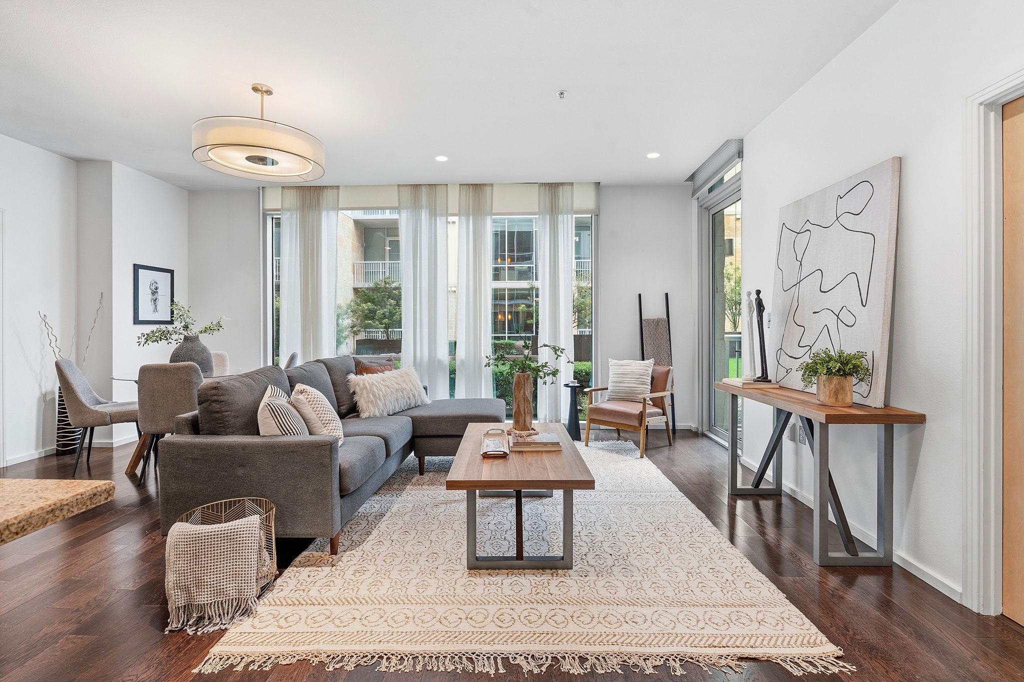 1600 Barton Springs Rd · #5103