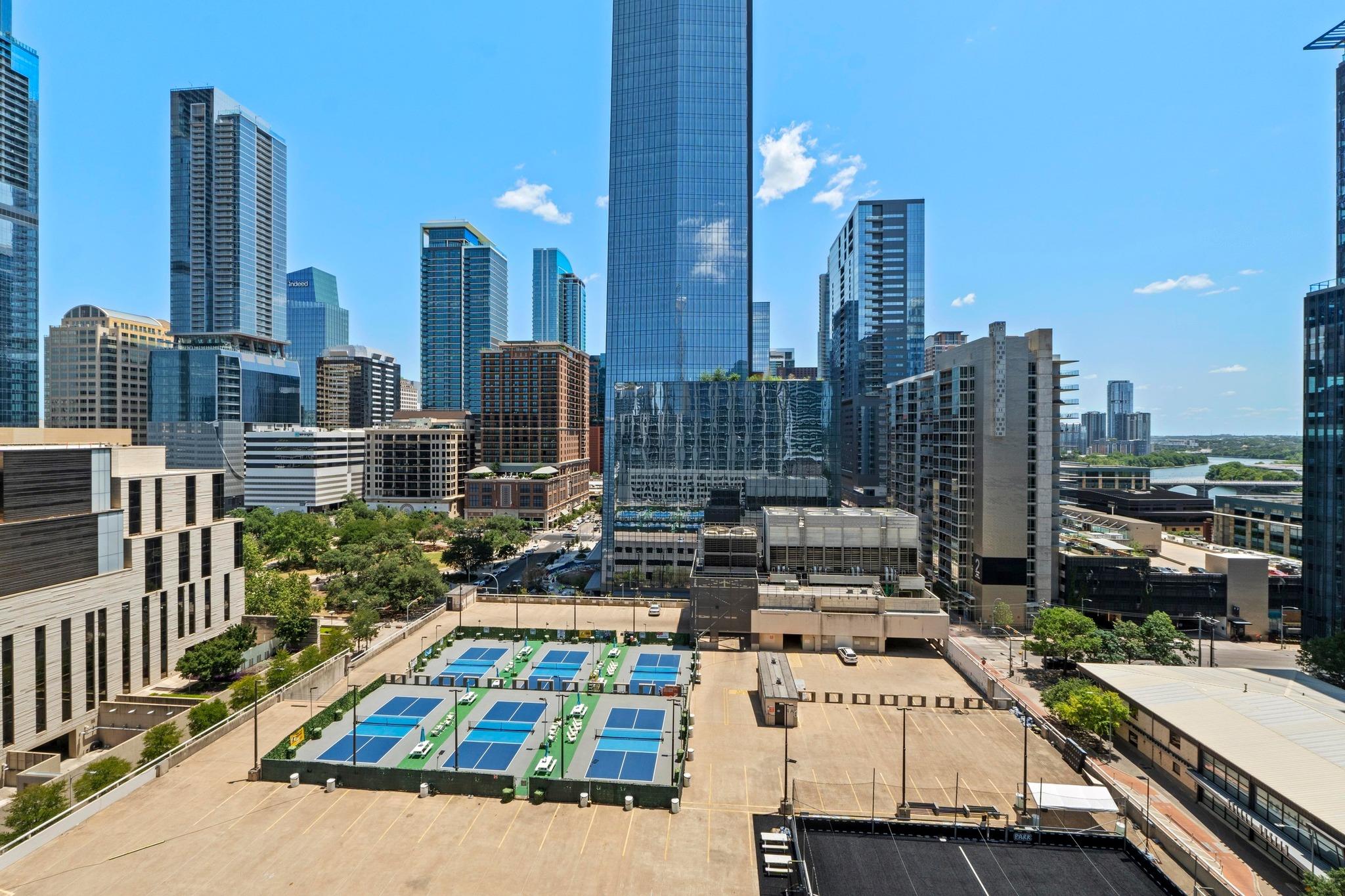 360 Nueces St · #1407