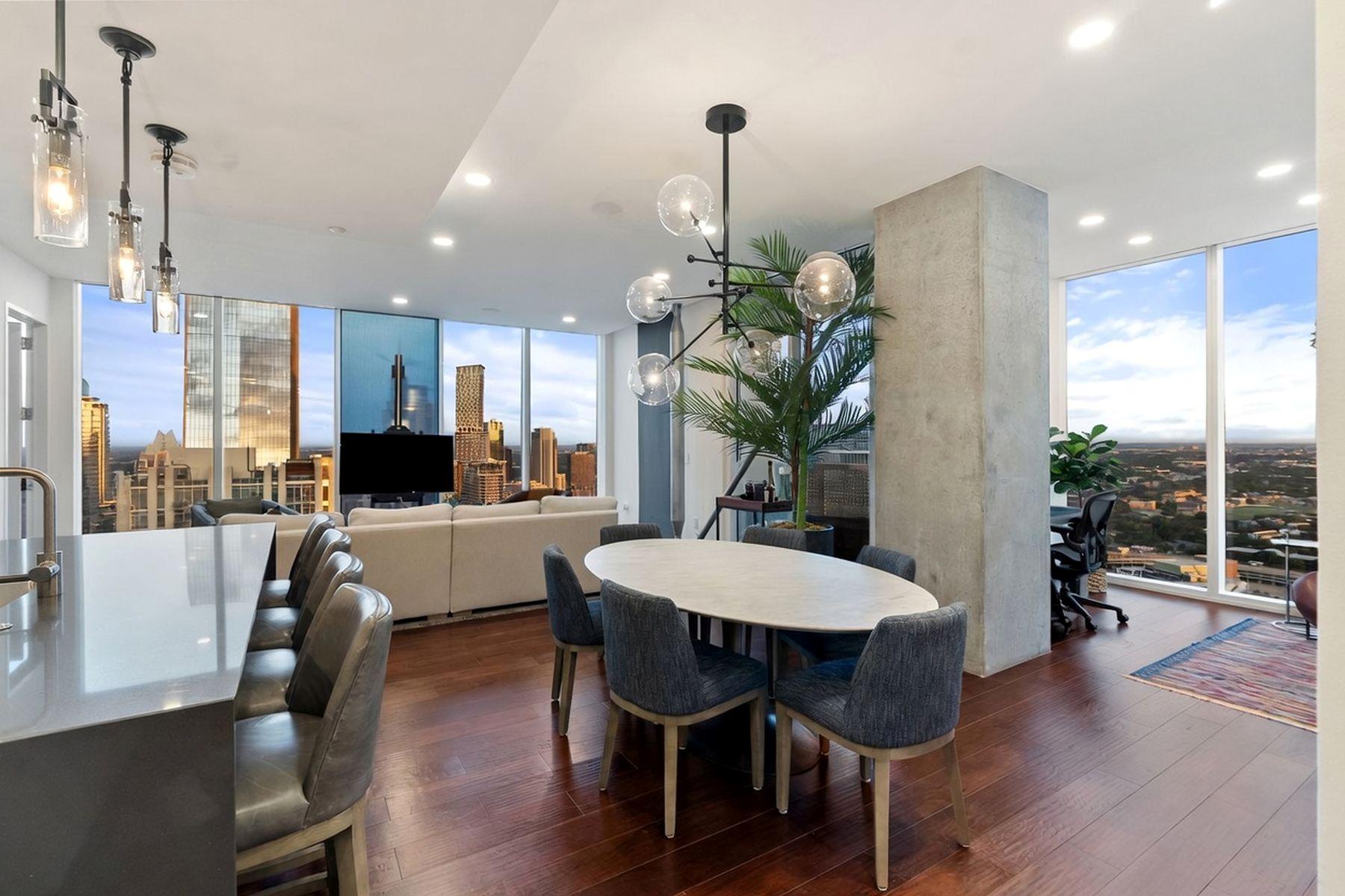 301 West Ave · #4505