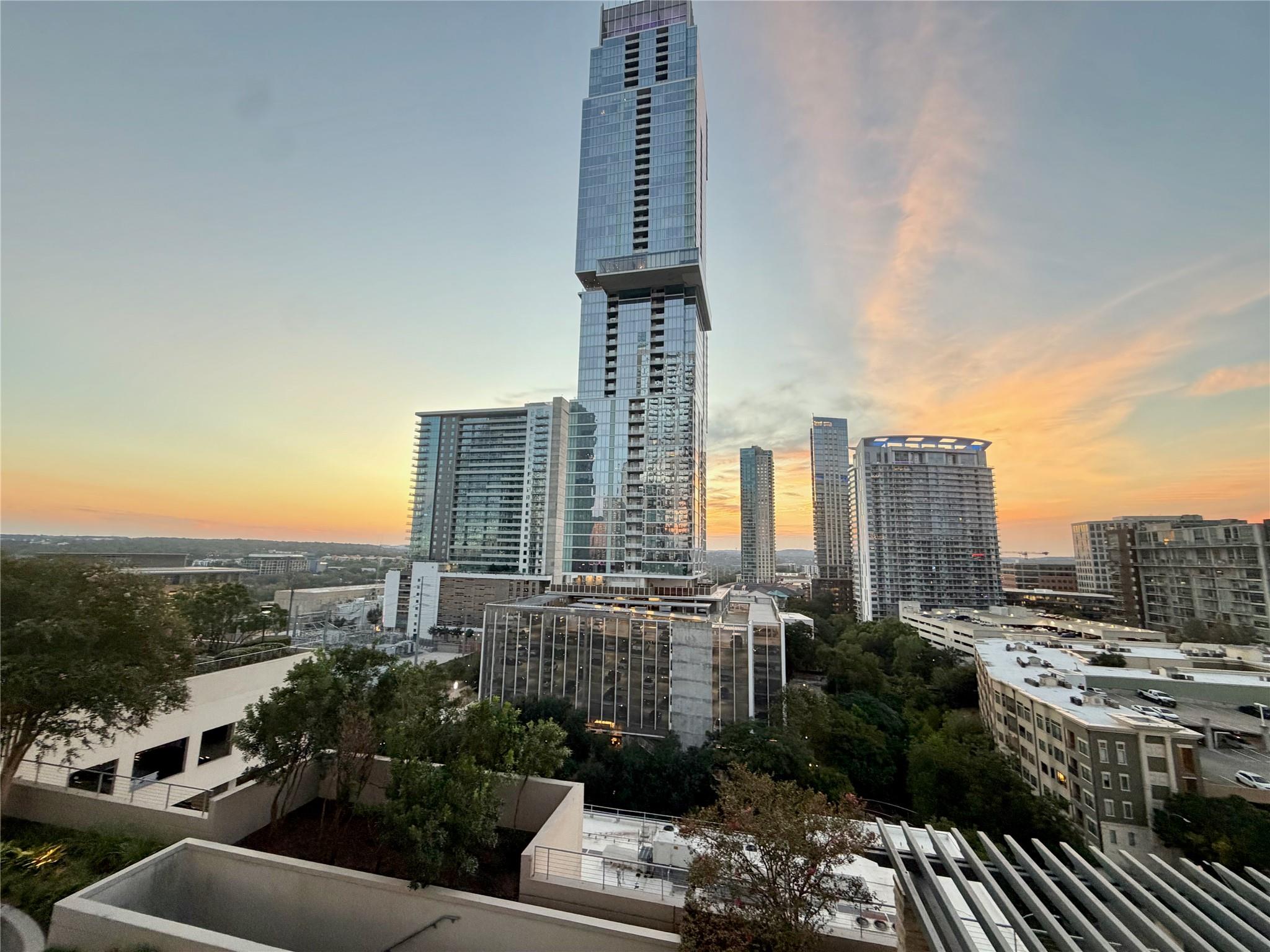 360 Nueces St · #1114