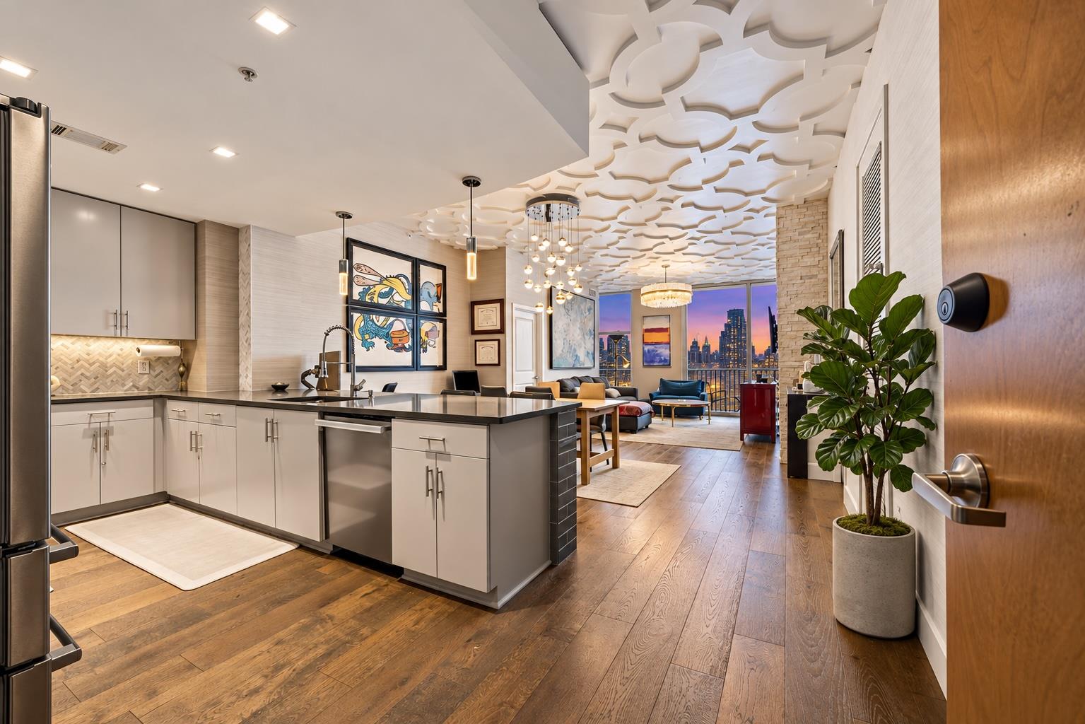 360 Nueces St · #3409