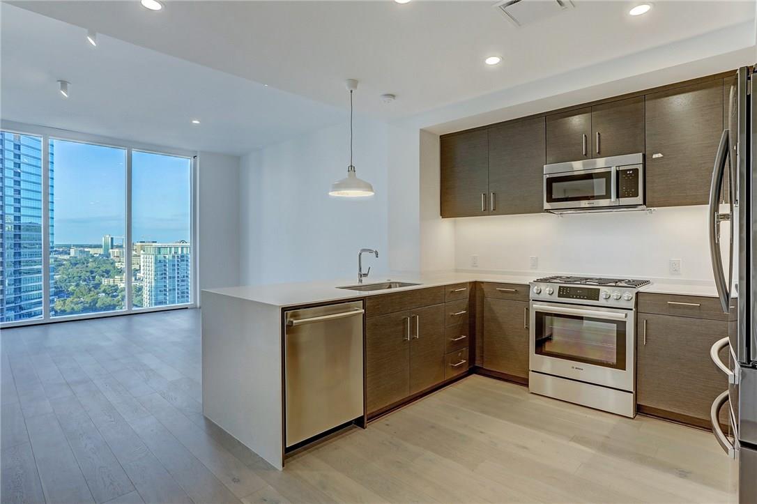 301 West Ave · #2502