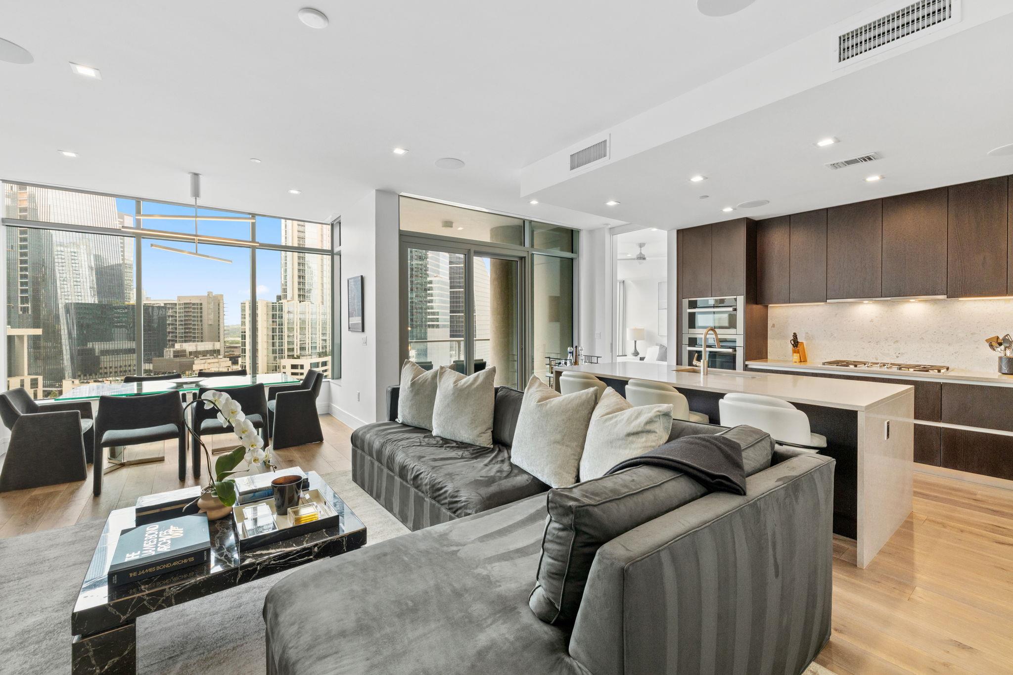 501 West Ave · #1405