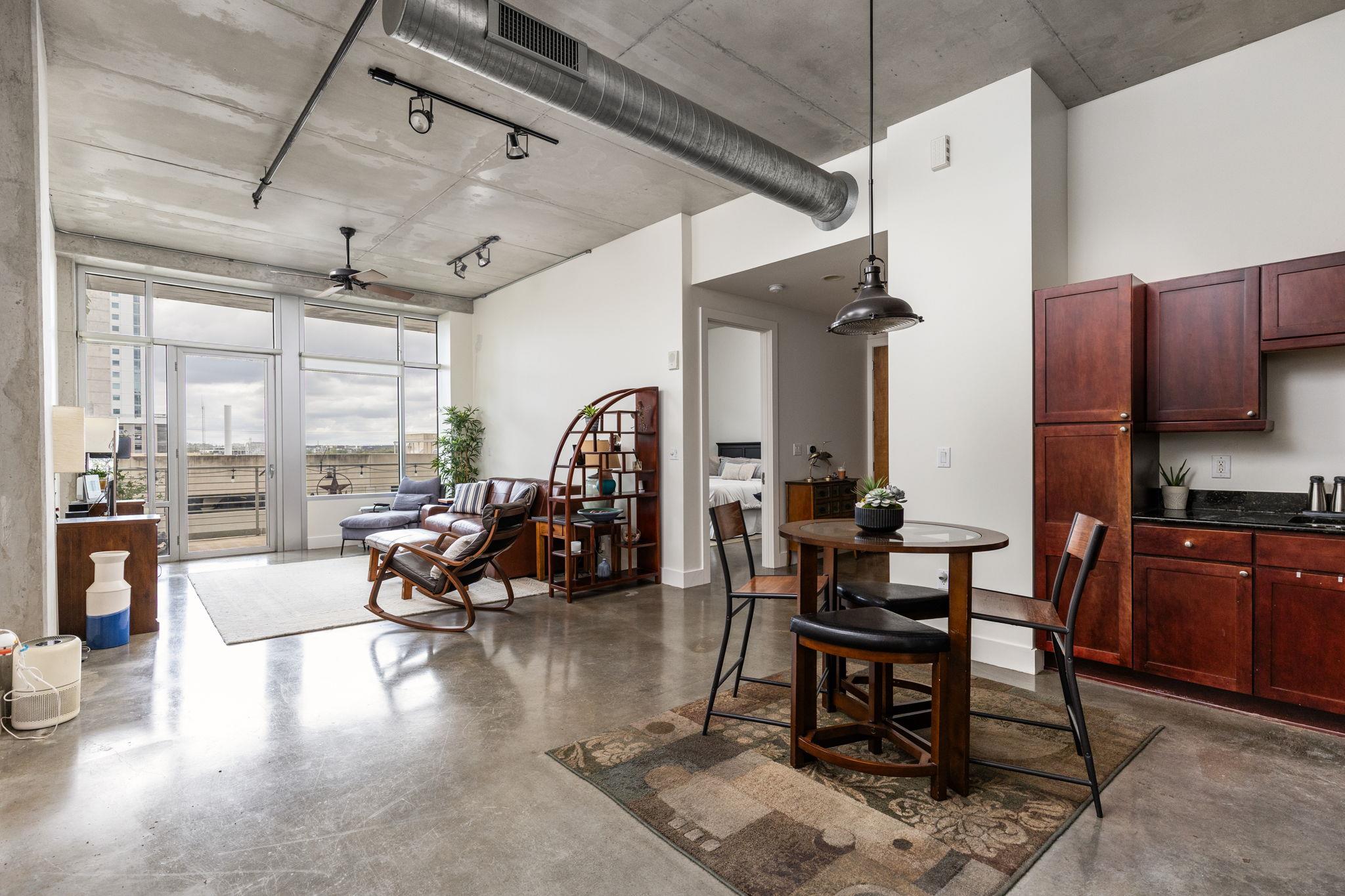 800 W 5th St · #507