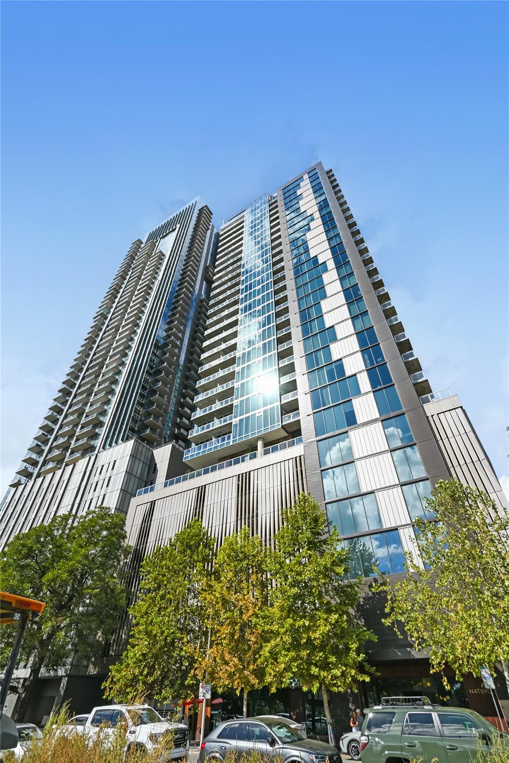 48 East Ave · #2506