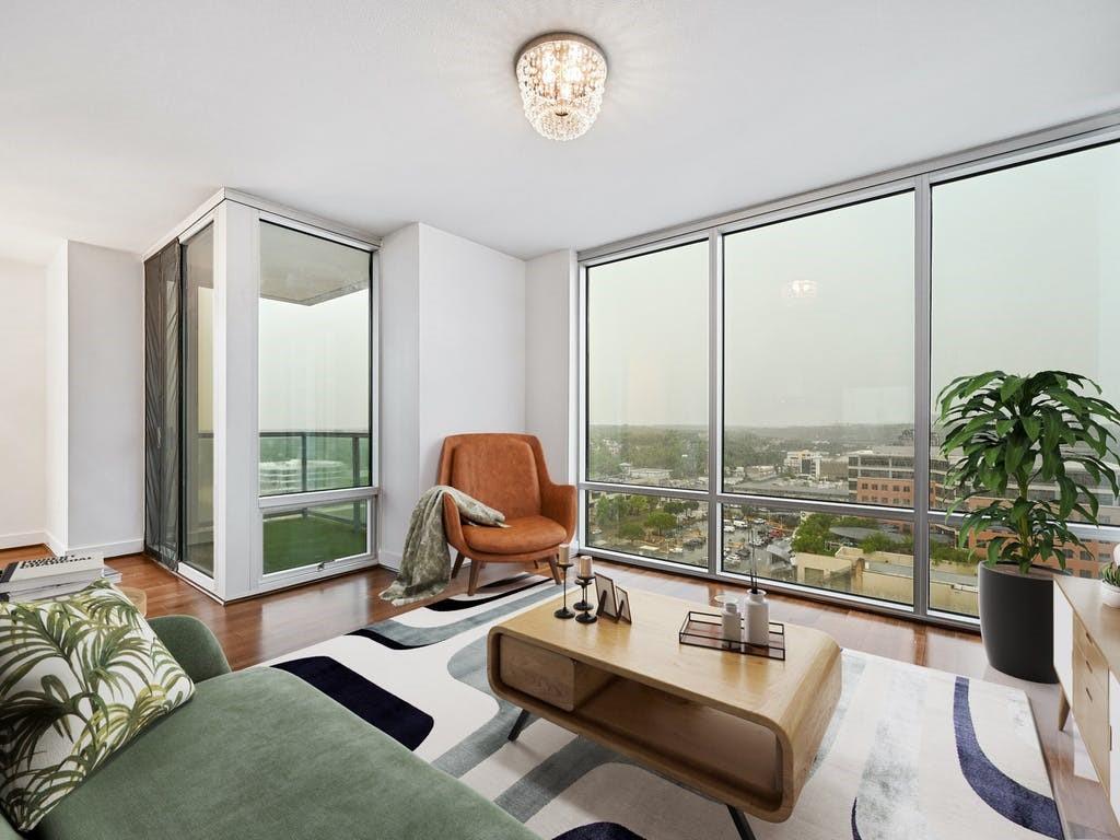 300 Bowie St · #1607